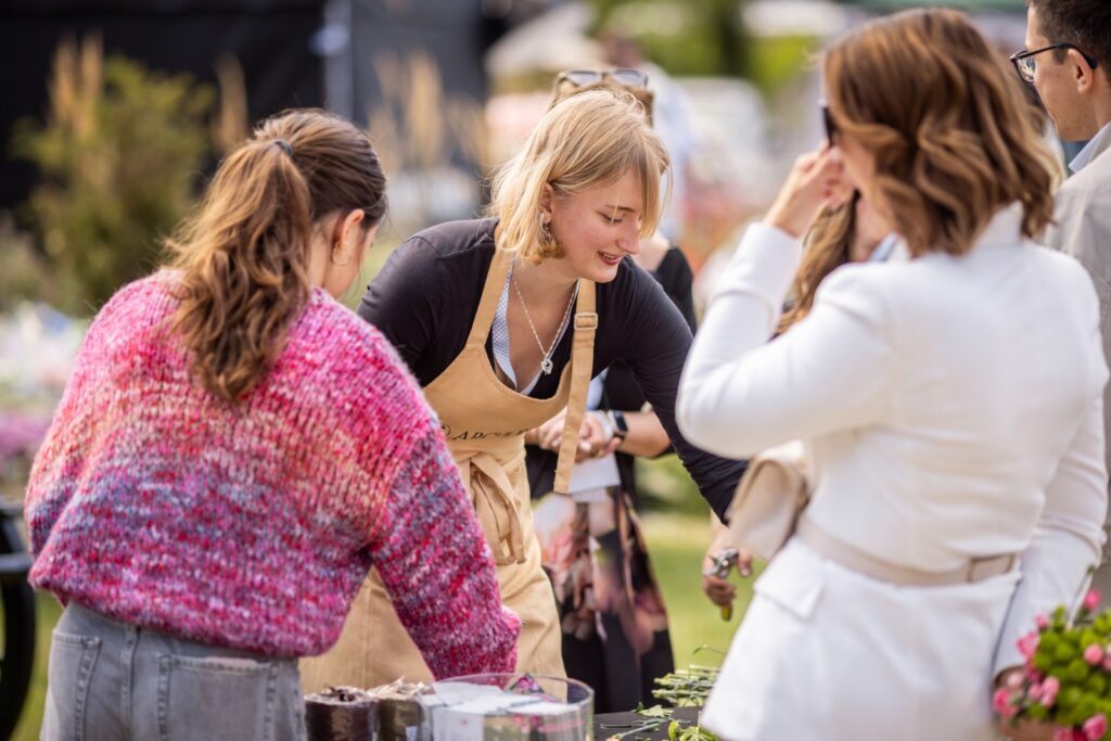 Kwiaciarnia-Archon-na-motoclassic-Wroclaw-2025-9