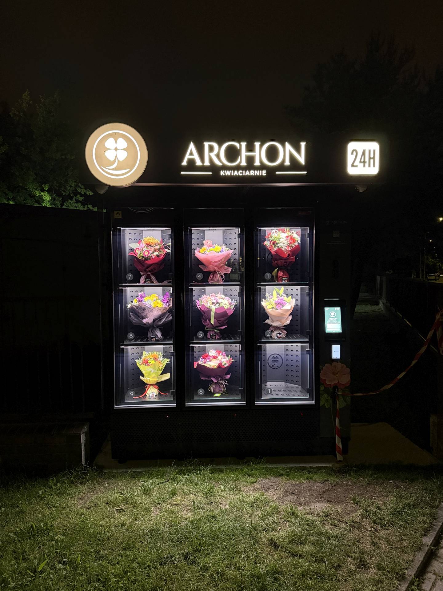 Archon-Kwiatomat-1